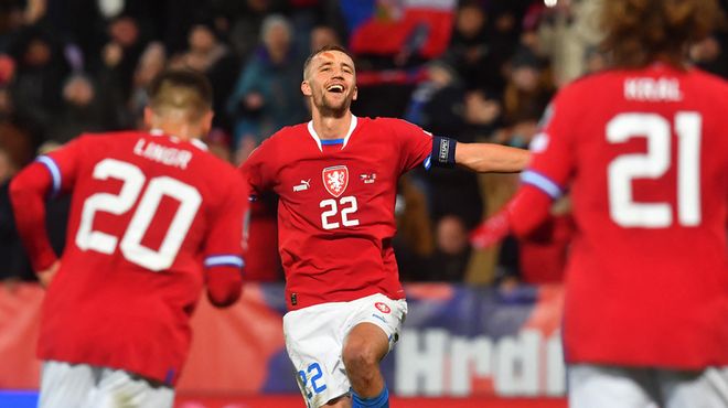 4决赛中 4决赛中