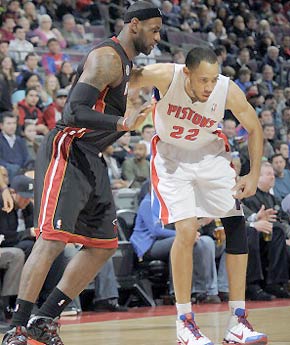 力求在竞技 力求在竞技